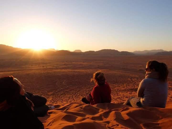Wadi Rum Desert Heart Camp Buitenkant foto