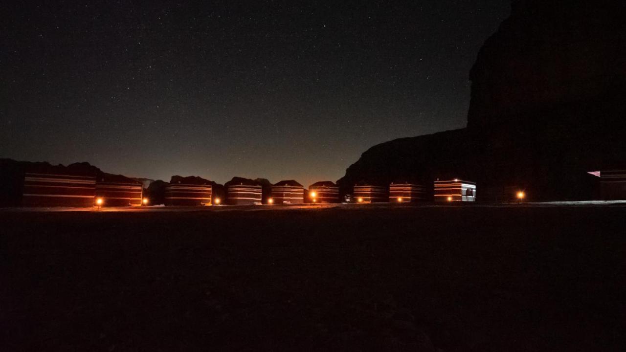 Wadi Rum Desert Heart Camp Buitenkant foto
